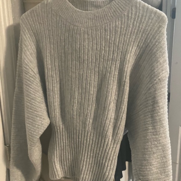 Gray fitted waist sweater - Picture 5 of 7